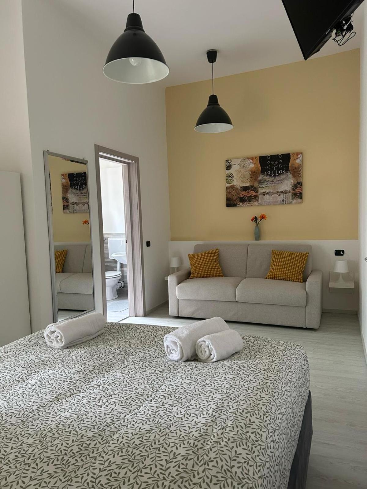 فندق Casa Giulietta ديسينسانو ديل غاردا المظهر الخارجي الصورة